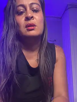 Lili  taylor online show from March 13, 2025, 11:05 pm