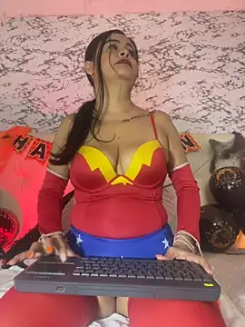 Lili  taylor online show from October 30, 2025, 4:58 am