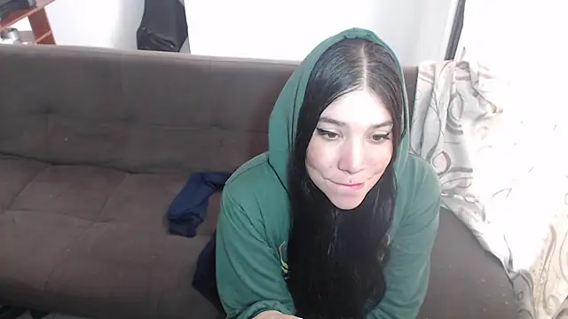 sharonnleon online show from February 14, 2025, 6:19 pm