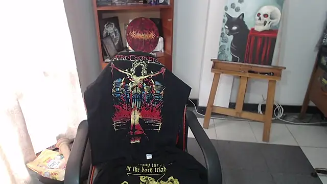 sharonnleon online show from February 24, 2025, 7:19 pm