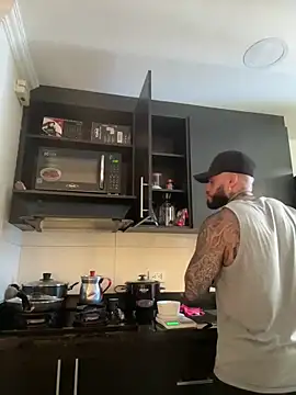 dereckgreen online show from April 20, 2026, 7:04 pm