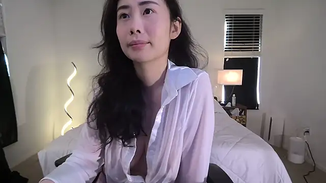 ha888we online show from March 22, 2025, 6:25 pm