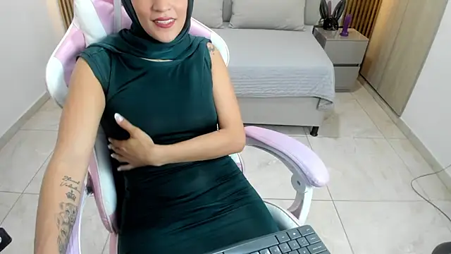 Zulema hamdi online show from March 1, 2025, 2:34 pm