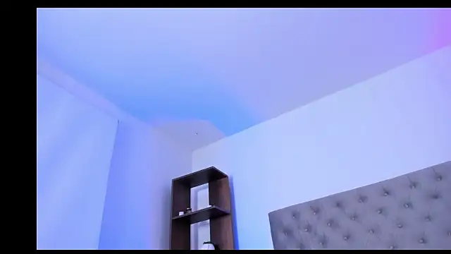 Dayana  Ospina online show from February 5, 2025, 1:47 am