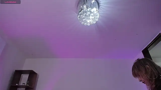 Dayana  Ospina online show from March 14, 2025, 3:36 pm