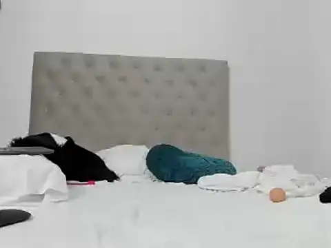 Dayana  Ospina online show from March 20, 2025, 10:18 pm