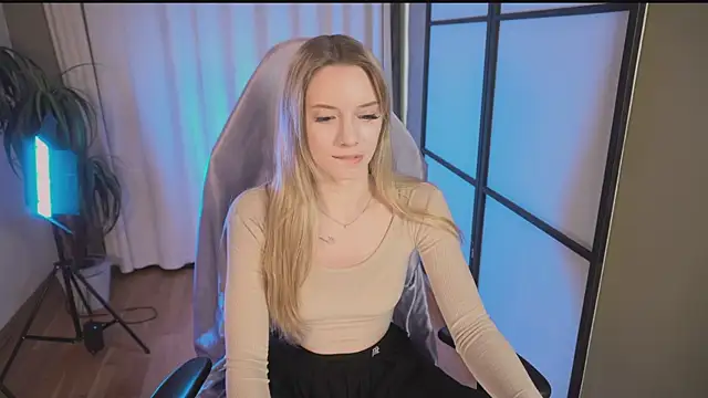 katt  y online show from February 25, 2025, 12:24 pm