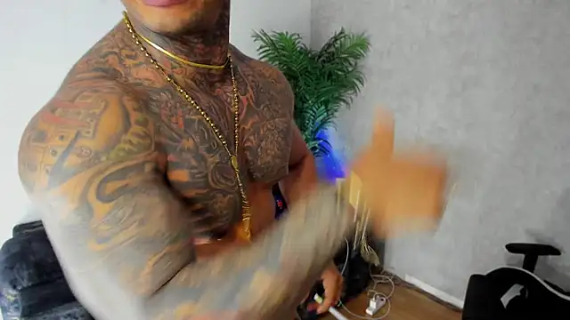 Snapshot of owen_freid chatting on February 23, 2025, 11:36 pm owen freid online show from February 23, 2025, 11:36 pm