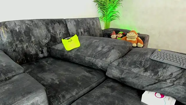 Snapshot of owen_freid chatting on March 14, 2025, 2:53 am owen freid online show from March 14, 2025, 2:53 am