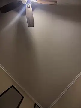 biggzee6 online show from October 10, 2025, 5:28 am