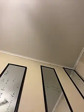 biggzee6 online show from October 18, 2025, 7:03 pm