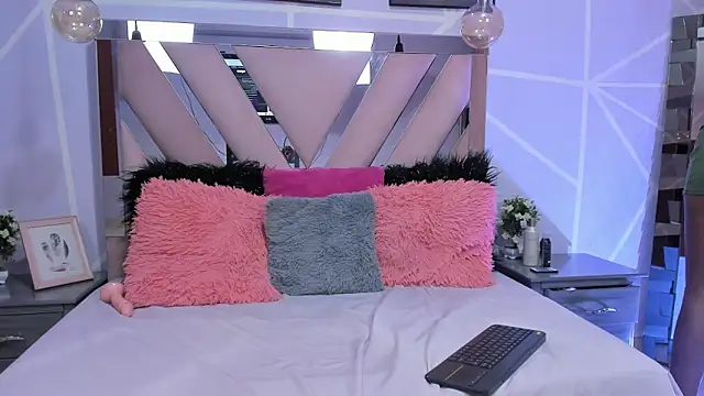 Gletty noa online show from February 6, 2025, 7:45 am