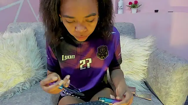 Gletty noa online show from November 13, 2025, 12:26 pm