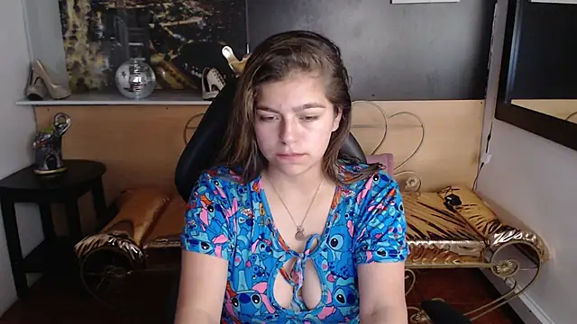 Kitten Cam online show from October 19, 2025, 12:28 pm