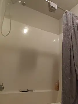 TattedMamaXOXO online show from April 10, 2026, 1:49 pm