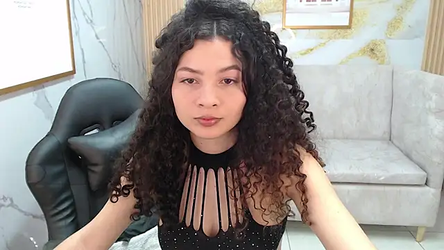 shalon diaz s online show from January 25, 2025, 8:00 pm