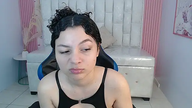 shalon diaz s online show from October 18, 2025, 1:12 pm