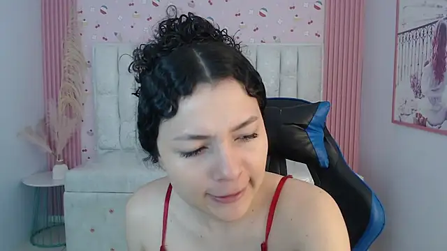 shalon diaz s online show from October 19, 2025, 1:01 pm