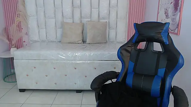 shalon diaz s online show from November 1, 2025, 1:13 pm