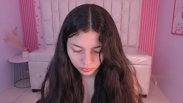 shalon diaz s online show from February 11, 2026, 1:05 pm