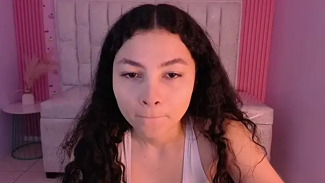 shalon diaz s online show from February 19, 2026, 1:07 pm