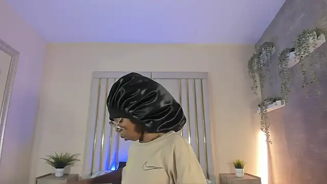 Liincostelloo online show from March 7, 2025, 7:38 pm