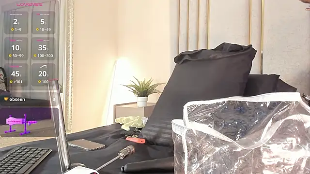 Liincostelloo online show from February 11, 2026, 3:39 pm