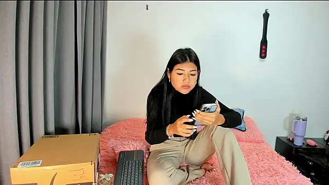 1lubonnie online show from January 30, 2025, 1:22 am