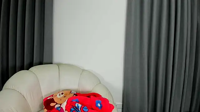 1lubonnie online show from February 20, 2025, 1:46 am