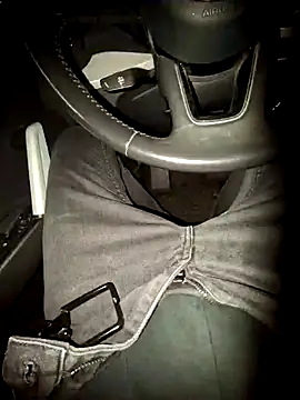 Nzino1983 online show from March 27, 2026, 6:18 pm