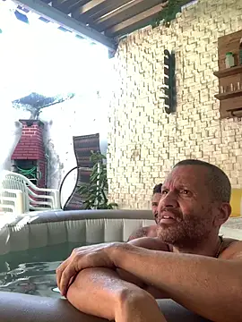 grossocalibre20 online show from April 13, 2026, 5:51 pm