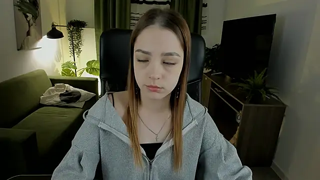 PamBeesly online show from March 19, 2025, 8:12 am