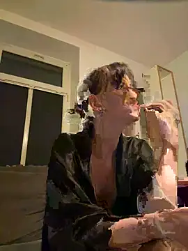 Snapshot of Ciara2004 chatting on November 21, 2025, 4:38 pm Ciara2004 online show from November 21, 2025, 4:38 pm