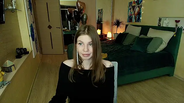 ReginaSparkle online show from February 13, 2025, 12:35 am