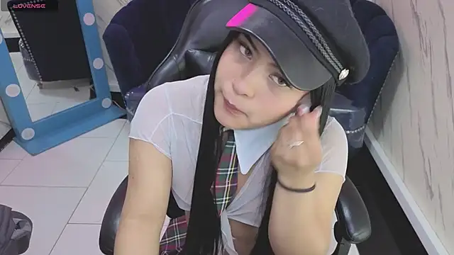 Paulette v online show from October 2, 2025, 1:07 pm