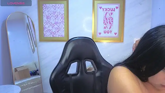 Paulette v online show from March 20, 2026, 1:05 pm