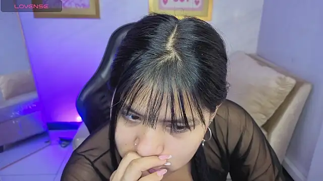 Paulette v online show from March 23, 2026, 1:04 pm