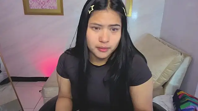 Paulette v online show from April 22, 2026, 1:12 pm