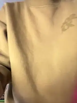 astrid  online show from March 26, 2026, 10:21 am