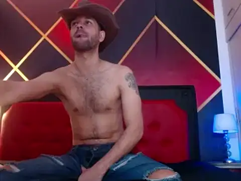 Cristian white online show from February 12, 2025, 8:40 pm