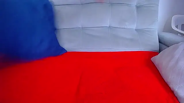 tinyy whore18 online show from March 3, 2026, 5:57 am