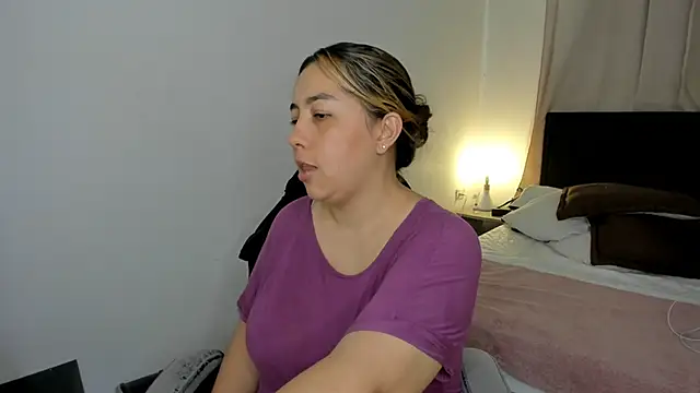 brithany olson25 online show from March 13, 2026, 8:15 pm