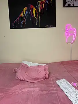 Emmie Hot online show from March 4, 2025, 10:16 pm