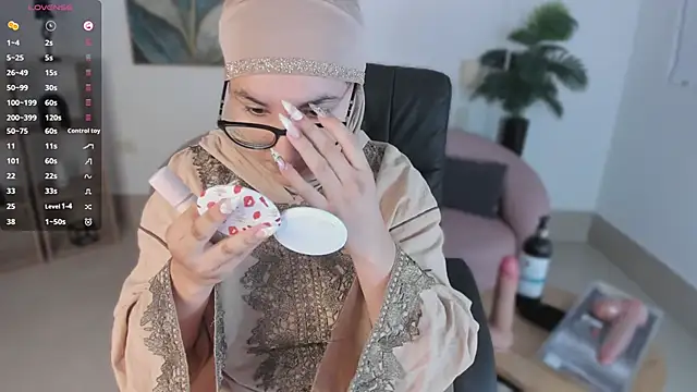 Ayha khalaf online show from September 27, 2025, 1:43 am