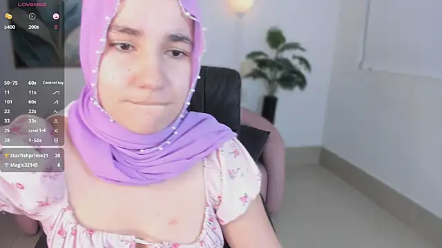 Ayha khalaf online show from October 10, 2025, 1:15 am