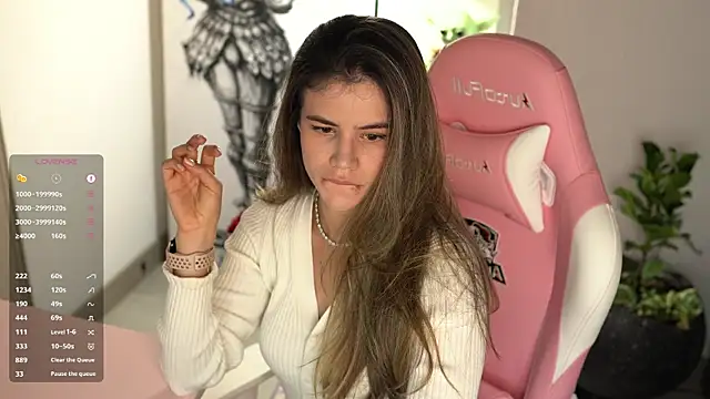 Snapshot of tatiana__cortes18 chatting on April 5, 2026, 8:50 pm tatiana cortes18 online show from April 5, 2026, 8:50 pm