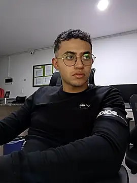 Thonny-becker online show from February 16, 2025, 1:58 am