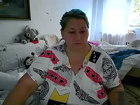 mayamayx online show from September 10, 2025, 6:57 am