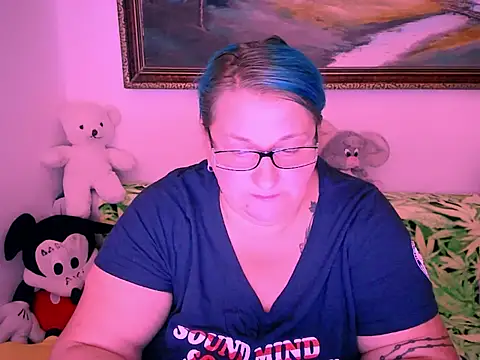 mayamayx online show from October 7, 2025, 7:44 pm