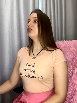 LillyFan-X online show from November 17, 2025, 4:29 am